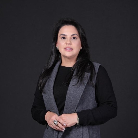 Dra. Gabriella Queiroz