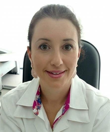 Dra. Flavia Servantes Munhoz