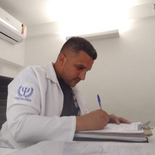Dr. Raphael Alcantara da Silva