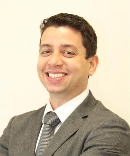 Dr. Bruno César Aprile