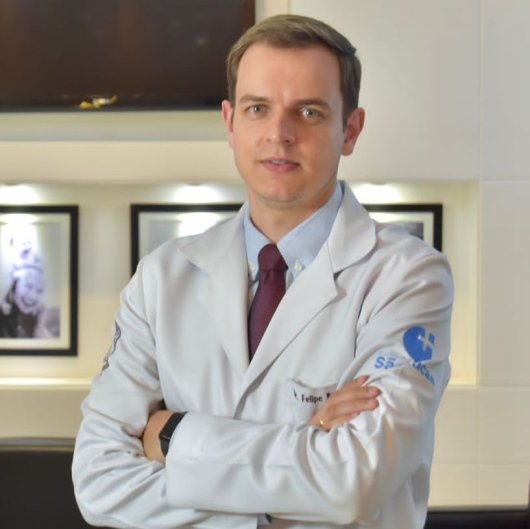 Dr. Felipe Brancalhão