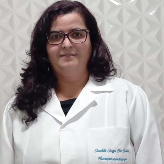 Dr. Claudete Souza Santos