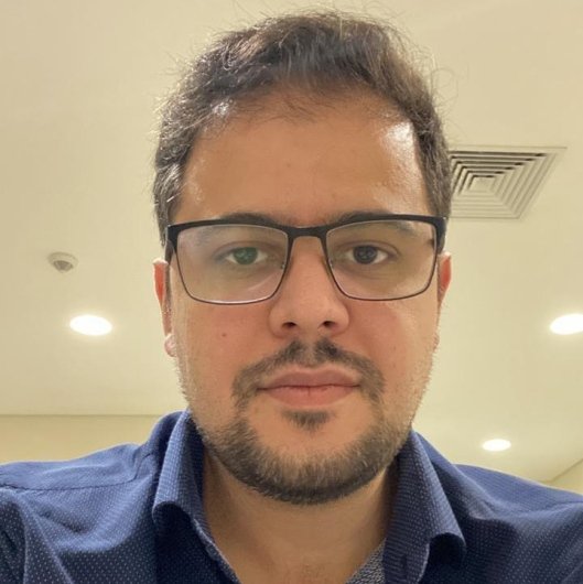 Dr. Lucas Augusto Ayres Ribas
