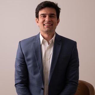 Dr. Ciro Bruno Silveira Costa