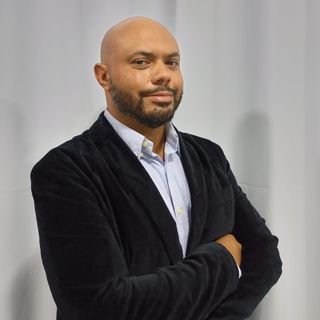 Dr. Ricardo Teixeira dos Santos