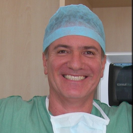 Dr. Mauro Bacigalupo