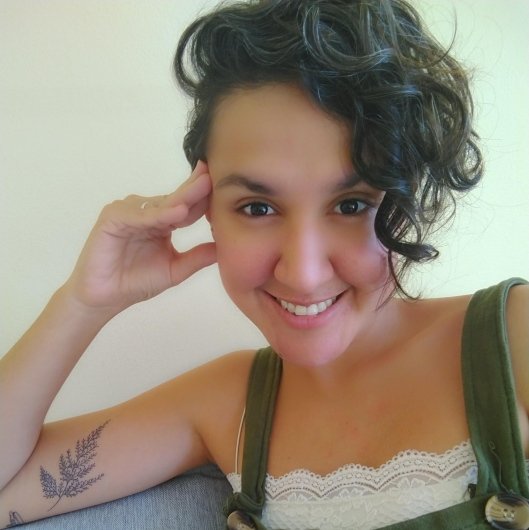 Mariane Cabral