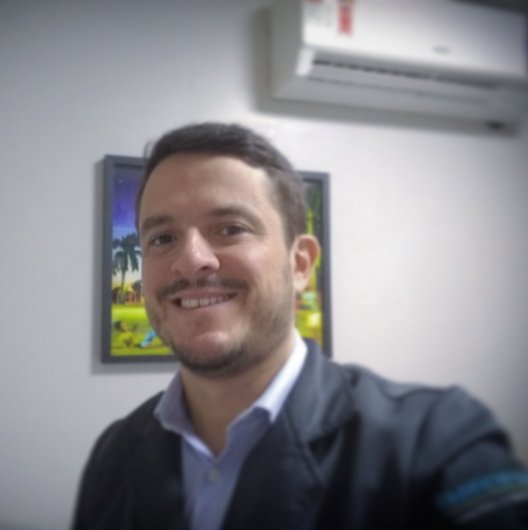 Dr. Fabricio Lopes Buzatto