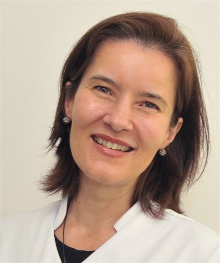 Dra. Fernanda Oliveira e Silva