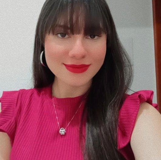 Dra. Amanda Gomes Macedo