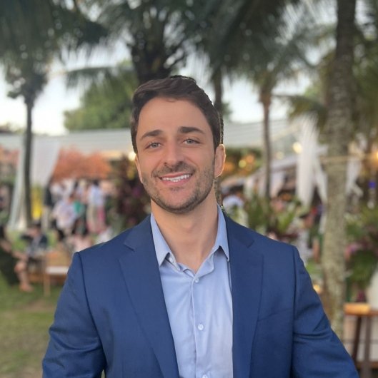 Dr. Thiago Batista De Menezes