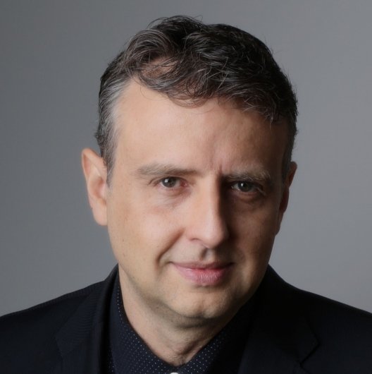 Dr. Henrique Bacci