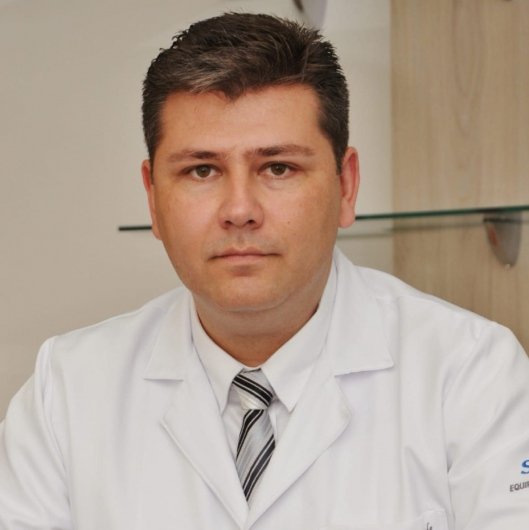 Dr. Rómmel Ribeiro