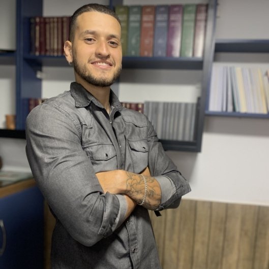 Dr. Igor Valadão