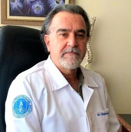 Dr. Roberto Amin Khouri