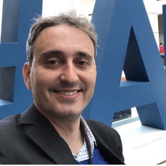 Dr. Daniel Santos Maia