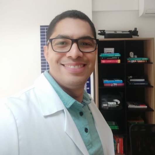 Dr. Romelson Privado Silva