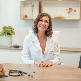 Thais Cristina de Faria Silva