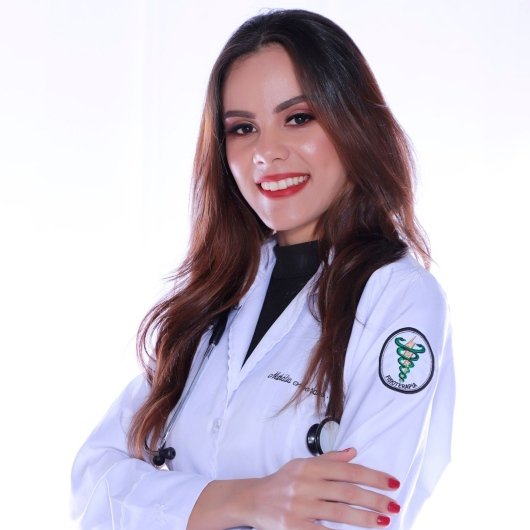 Dra. Nathalia Moraes
