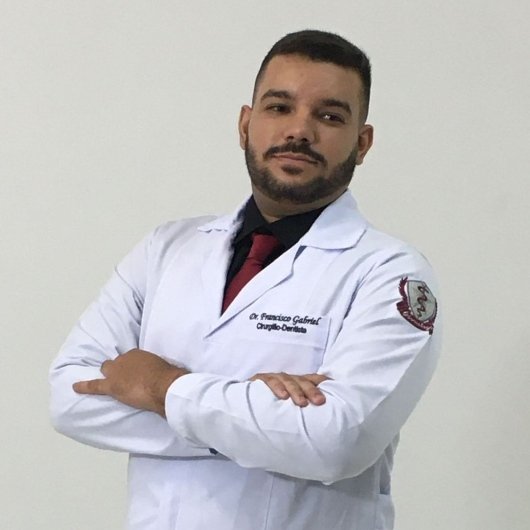 Dr. Francisco Gabriel