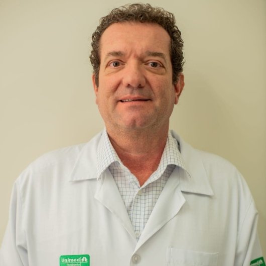 Dr. Marcelo Guanaes Moreira