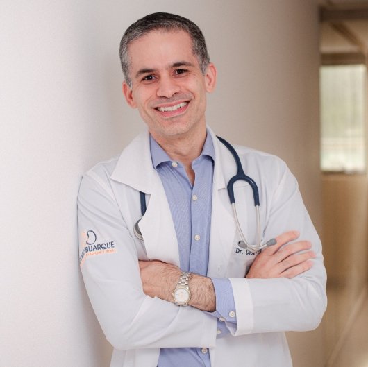 Dr. Diogo Buarque