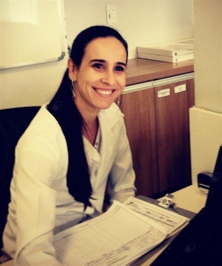 Dra. Andreia Dias Azevedo