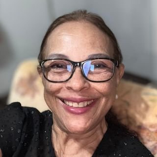 Dra. Marinês Teixeira