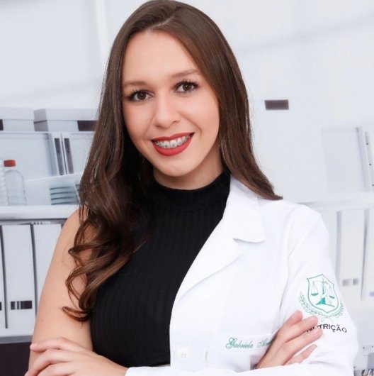 Dra. Gabriela Almeida Arruda