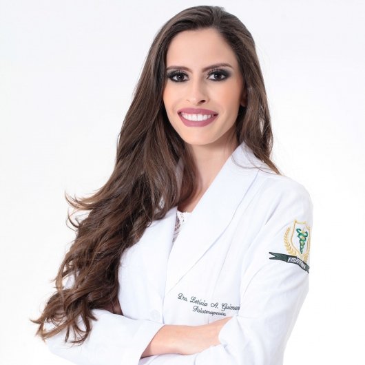 Dra. Letícia Aguiar Guimarães