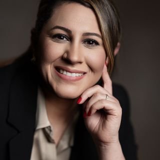 Dra. Grazielle Morais Tavares