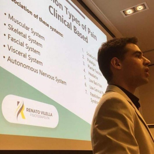 Prof. Renato Carvalho Vilella