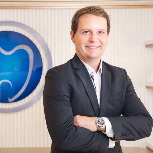 Dr. Darlan Souza