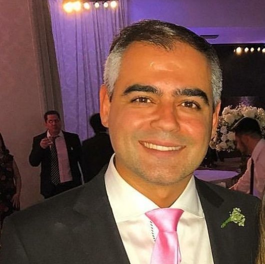 Dr. Mauricio Medeiros Lemos