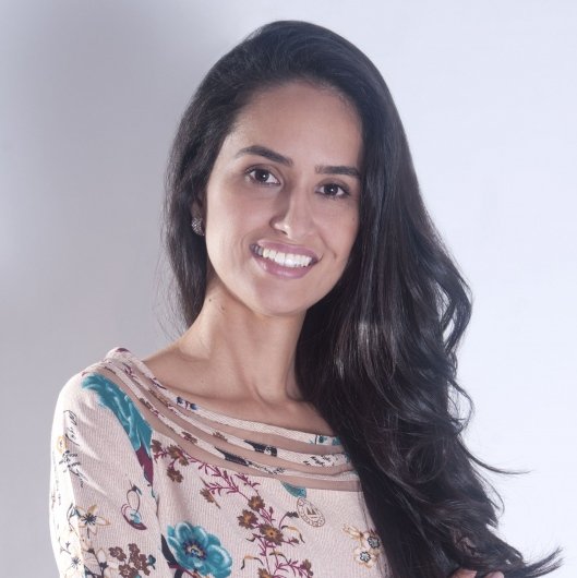 Dra. Natália de Oliveira Viana