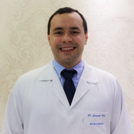 Dr. Leonardo Poubel