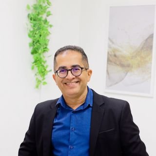 Jeferson Azevedo .