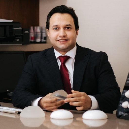 Dr. Issacar Costa