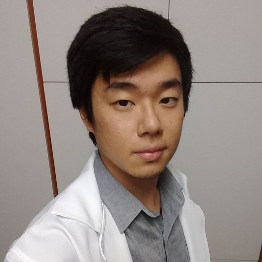 Dr. Eduardo Maruyama