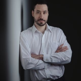 Dr. Alan Farias