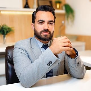 Dr. Kayke Nanne