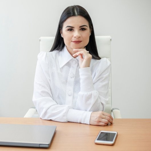 Prof. Francielle Colovini