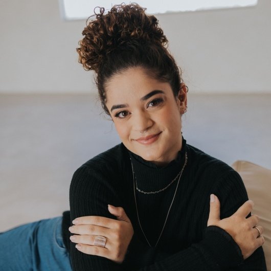 Anna Letícia Costa