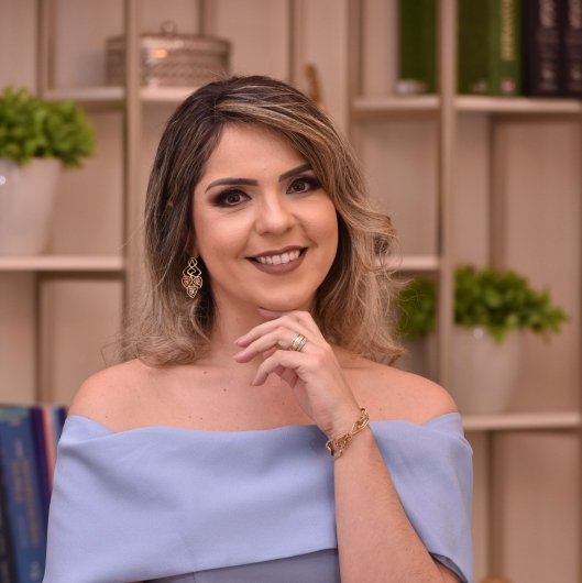 Dra. Michelle Coelho Ribeiro