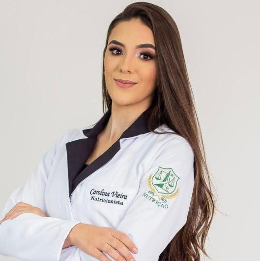 Dra. Carolina Vieira Queiroz