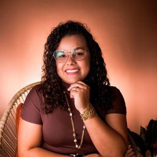 Dra. Layla Rabelo Costa