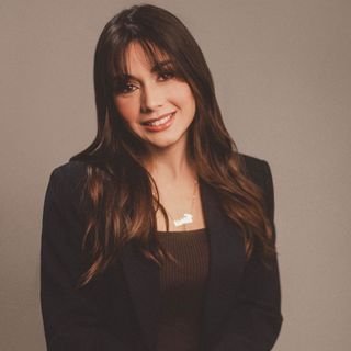 Dra. Vitória Nunes