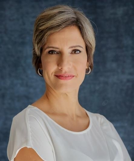 Dra. Louise Cominato