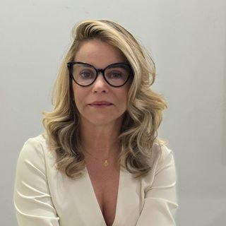Dra. Anna Elizabeth Fernandes de Carvalho