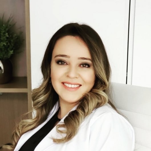 Dra. Deborah Beltrami Gomez